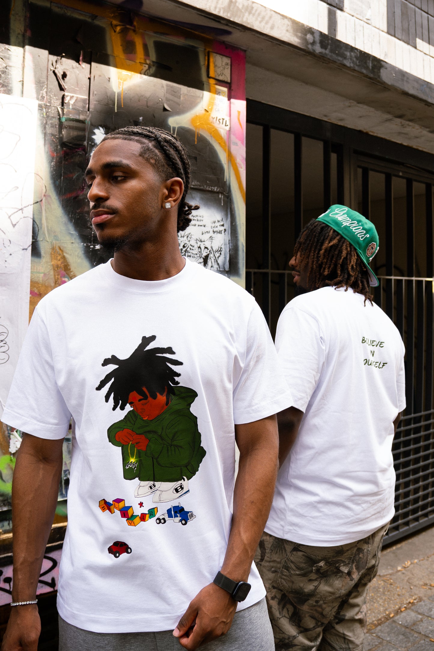 T-Shirt Oversize "Believe in Yourself"