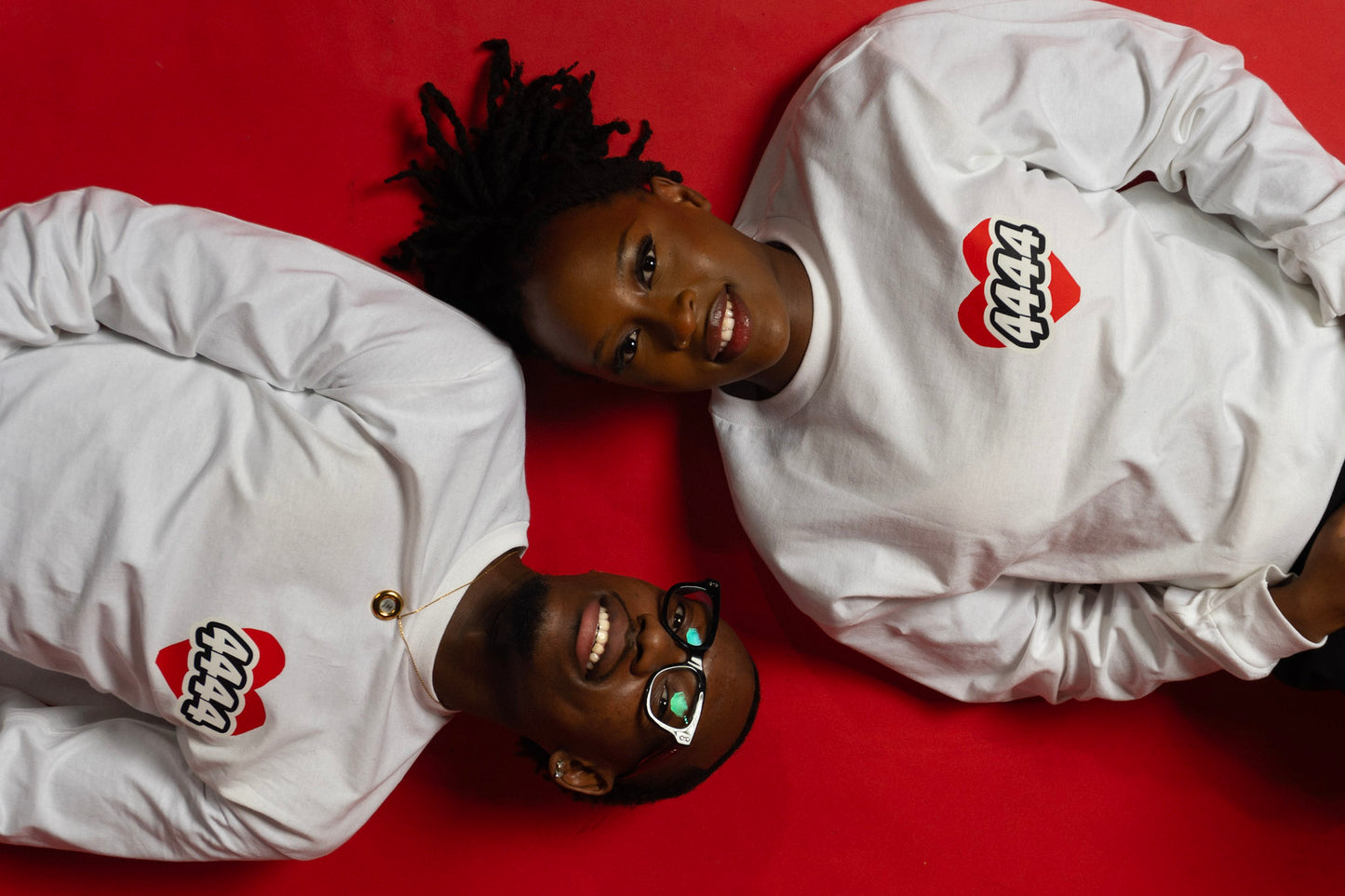 Sleeve WE ALL LOVE 4444 (ÉDITION LIMITÉE)